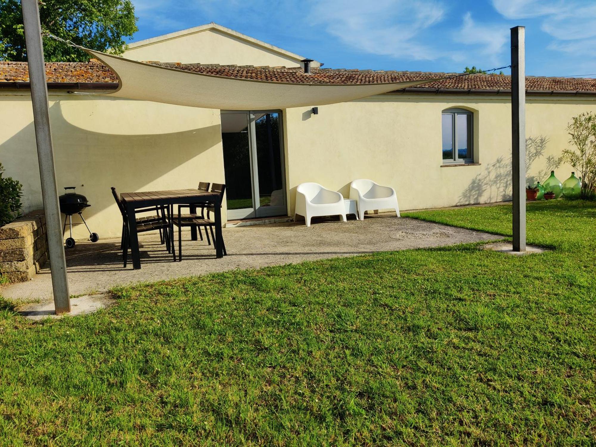 Rustico Del Bozzo Guest House Castelleone di Suasa ภายนอก รูปภาพ