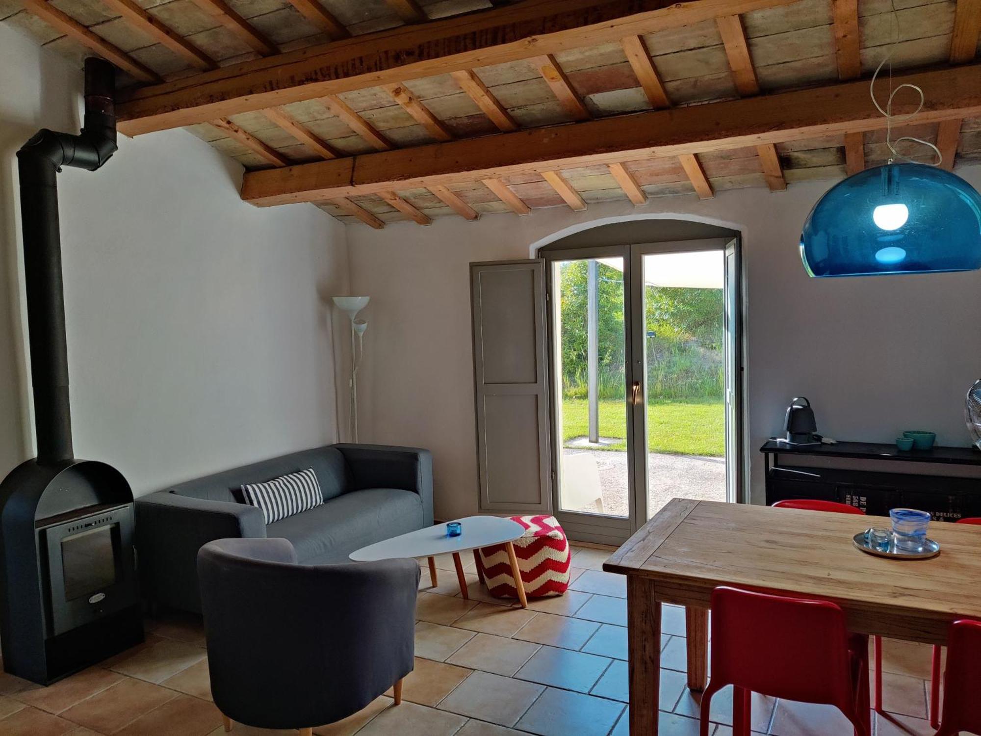 Rustico Del Bozzo Guest House Castelleone di Suasa ภายนอก รูปภาพ